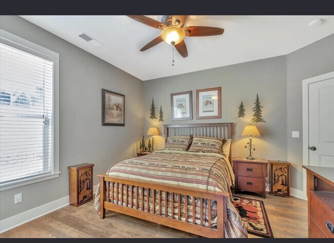 Building Photo - 46347 Opah Dr