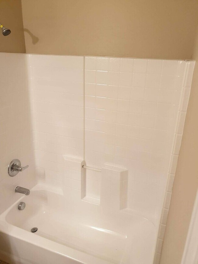 Building Photo - Charming 3BR House in Phoenix