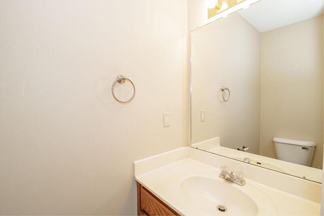 Building Photo - 117 Hickory Trace Rd