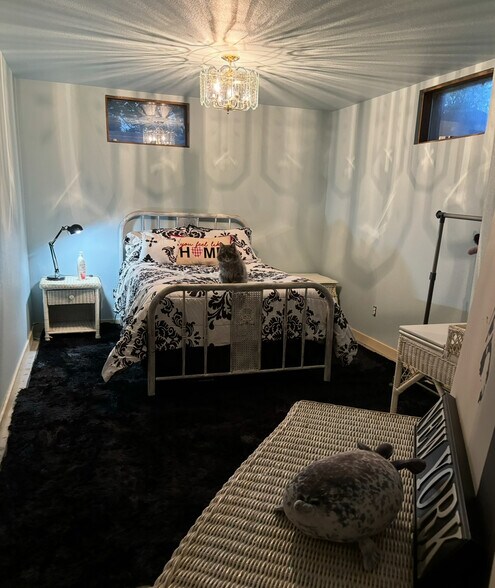 Downstairs bedroom 2 - 202 Hillcrest Dr