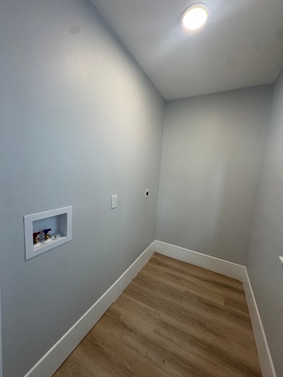 Building Photo - 16 Ashton St