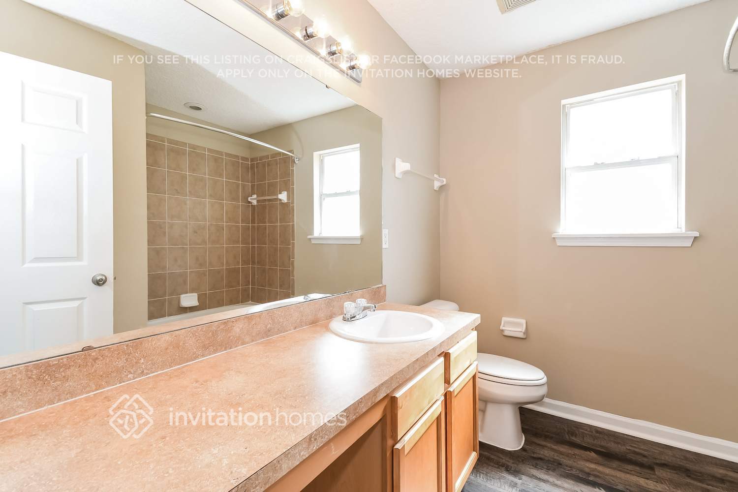 Building Photo - 6099 Green Pond Dr
