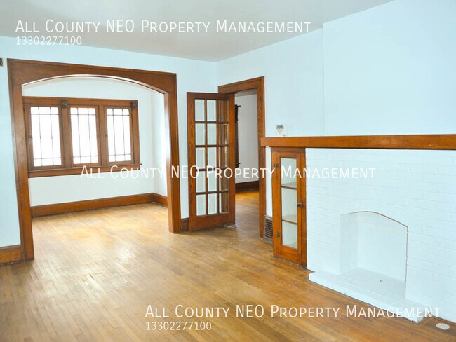 Building Photo - 1422 Elder Ave