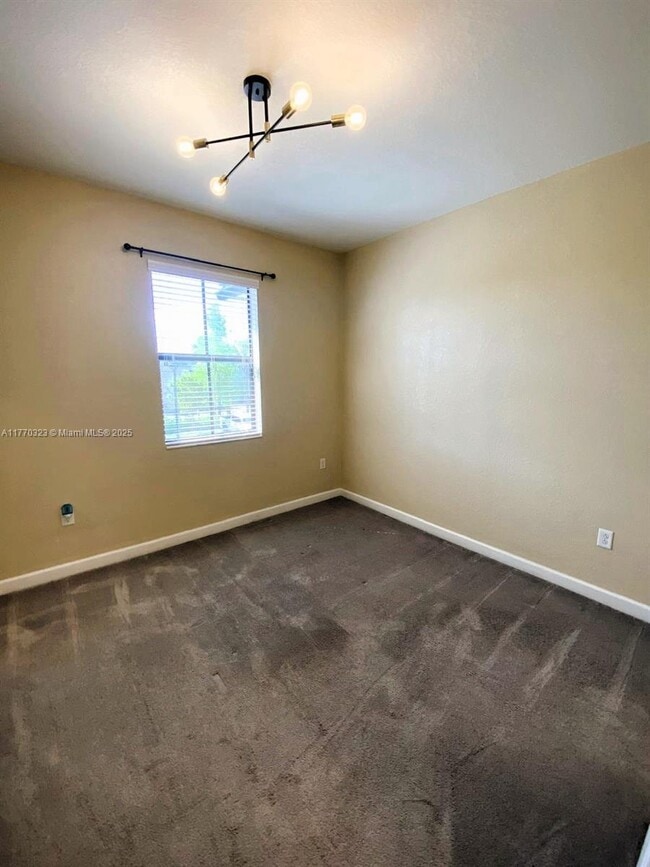 Building Photo - 18220 SW 148th Rd