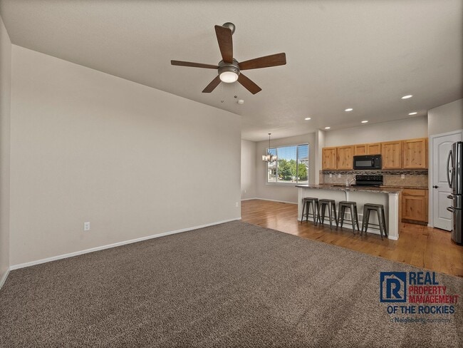 Building Photo - Amazing 4 Bed 3.5 Bath House in Severance!