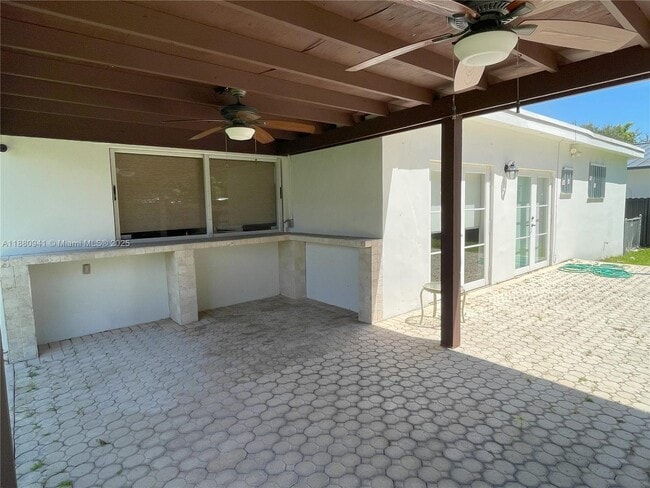 Building Photo - 5740 SW 45th Terrace