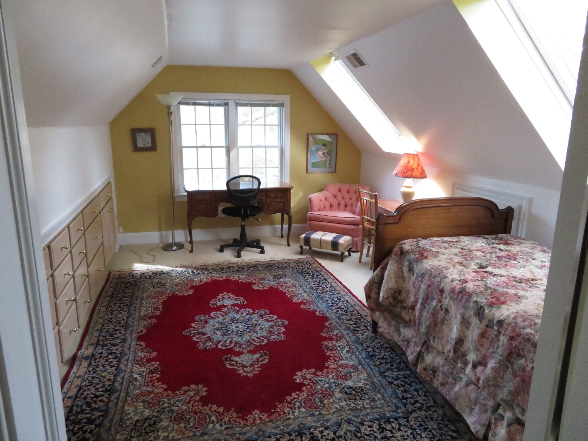 Building Photo - 1044 26th St S