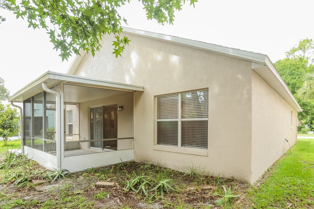 Building Photo - 813 Shell Ln