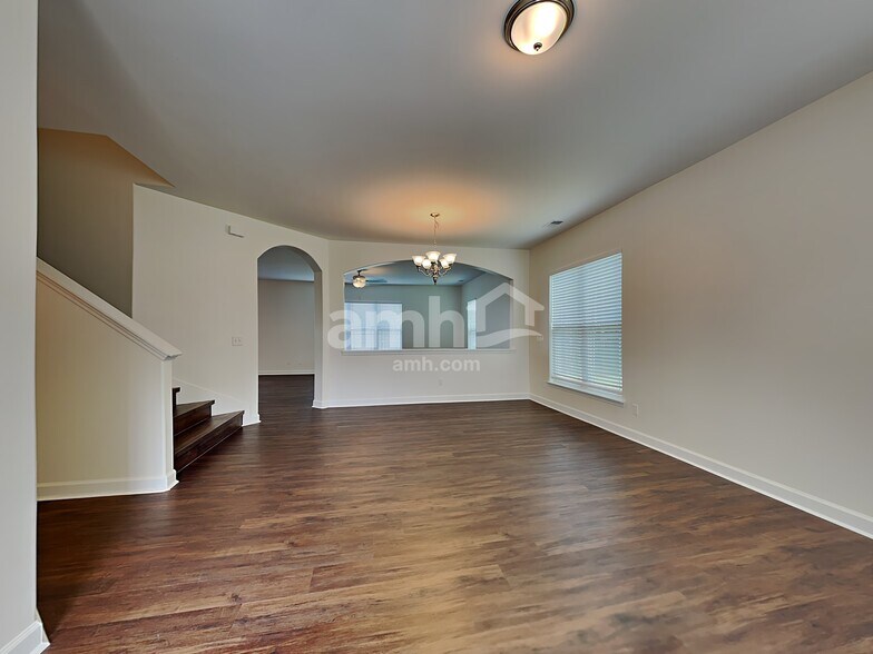 Building Photo - 112 Somersby Blvd