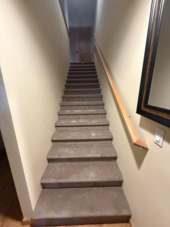 Building Photo - 1030 4th Ave