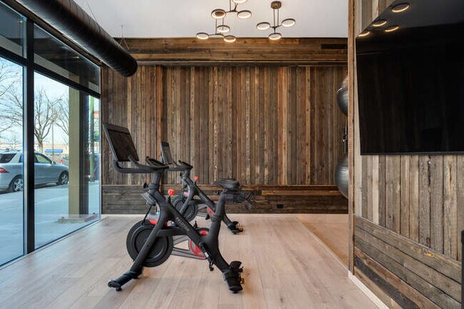 Building Photo - 1257 N Ashland Ave