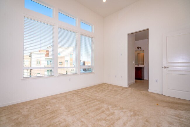 Building Photo - Communications Hill Home | Remodeled | Great Location