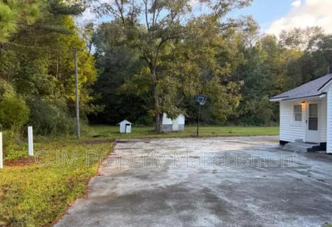 Building Photo - 569 E Main St