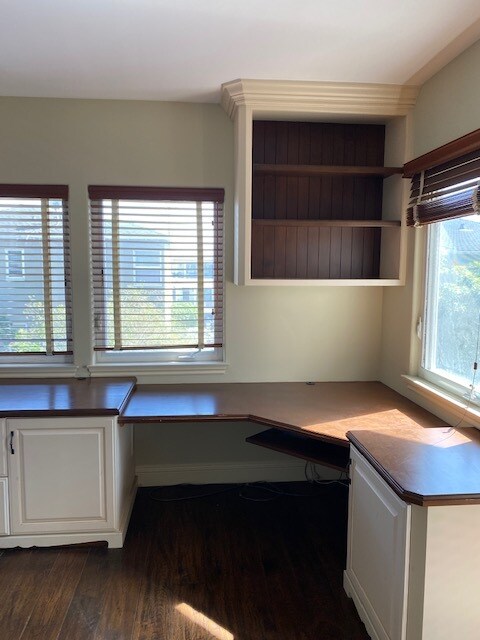 Building Photo - 620 13th St