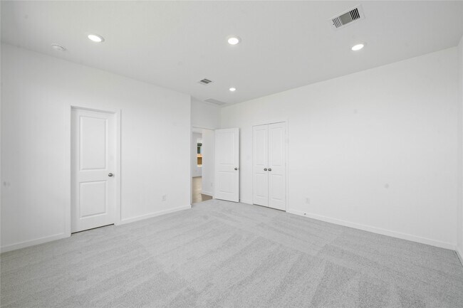 Building Photo - 16618 Golden Harvest Dr