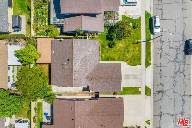 Building Photo - 13223 Arabella St