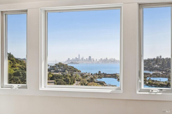 Building Photo - 95 Spring Ln