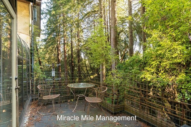 Building Photo - Unique Tudor Style Home with bonus cottage