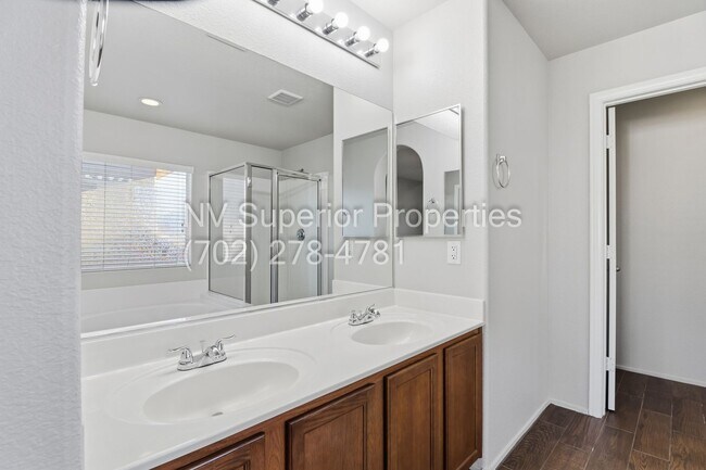 Building Photo - Henderson!!! Community: Cadence!! Brand New Carpet!! 4 Bedrooms!!! Bed & Full bath downstairs!! L...