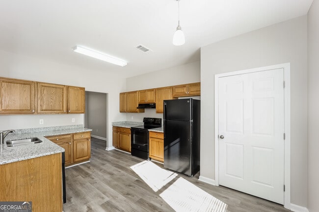 Building Photo - 1559 Persimmon Trce