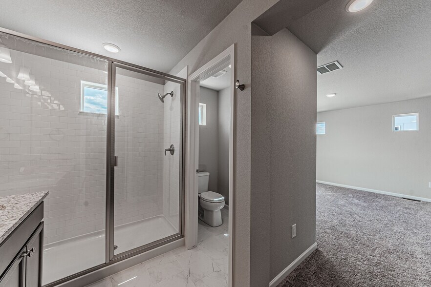 Building Photo - 10653 Columbite Hts