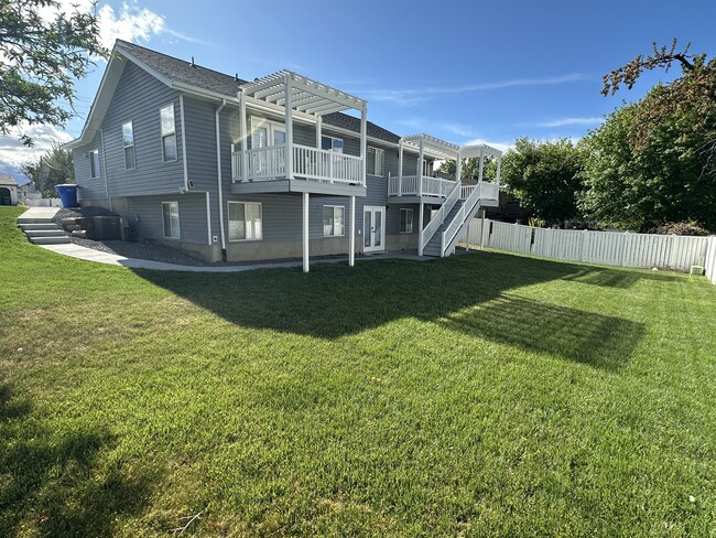 Building Photo - Lehi 625 House