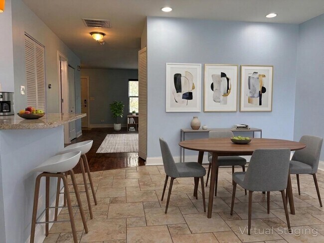 Building Photo - 6540 S Kenwood Ave