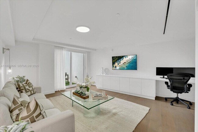 Building Photo - 4701 Meridian Ave