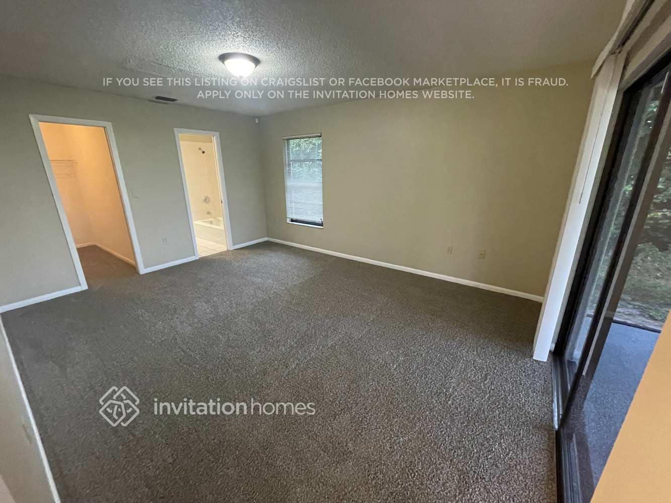 Building Photo - 26097 Dolman Ct