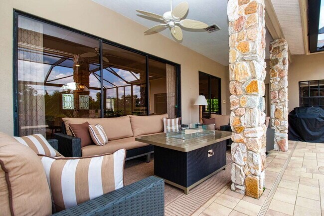 Building Photo - Palm Aire Fully Furnished Rental