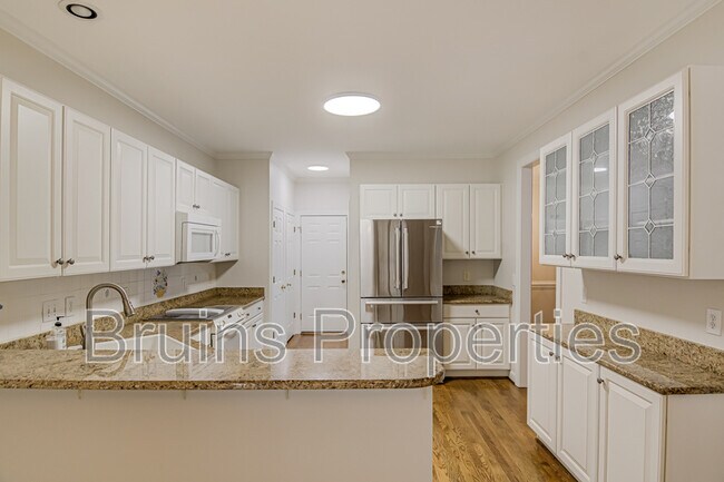 Building Photo - 8 Indigo Cove