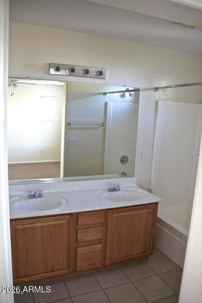 Building Photo - 1918 E Harrison St