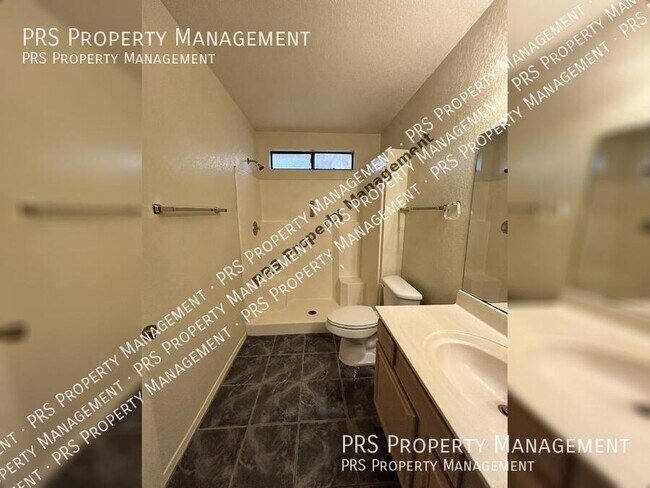Building Photo - 85 S Crestview St