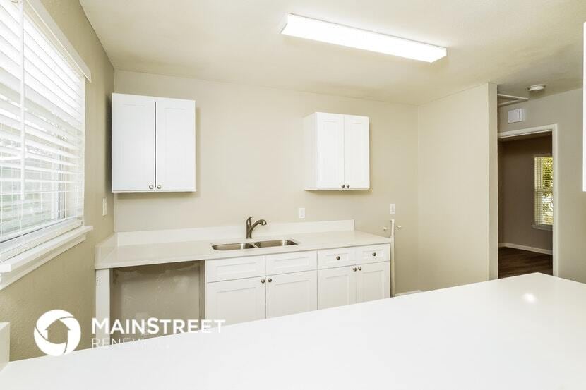 Building Photo - 3219 Bob Billa St
