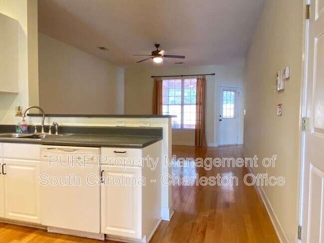 Building Photo - 1512 Asarina Ln