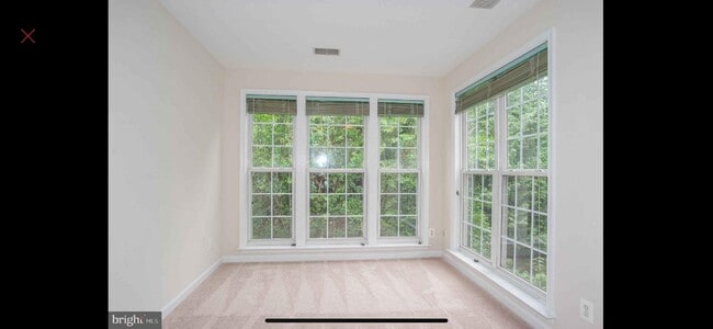 Building Photo - 5448 Summer Leaf Ln