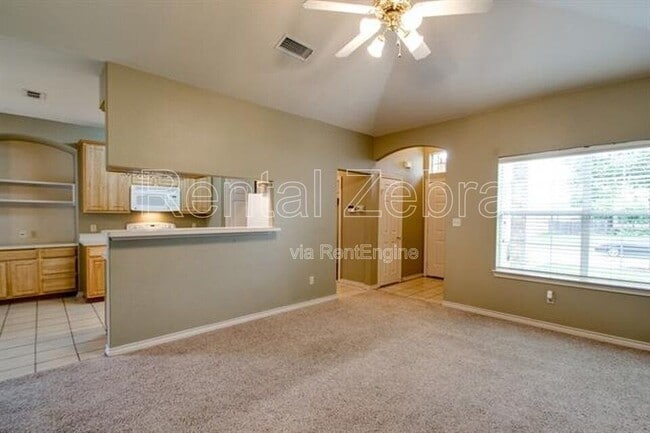 Building Photo - 1804 Alanbrooke Dr