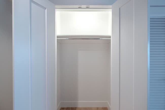 Building Photo - 2BR/2BA Old Port Condo Onsite Parking Available, Fitness Room and Elevator