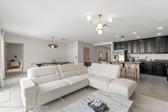 Building Photo - 12948 Conquistador Loop