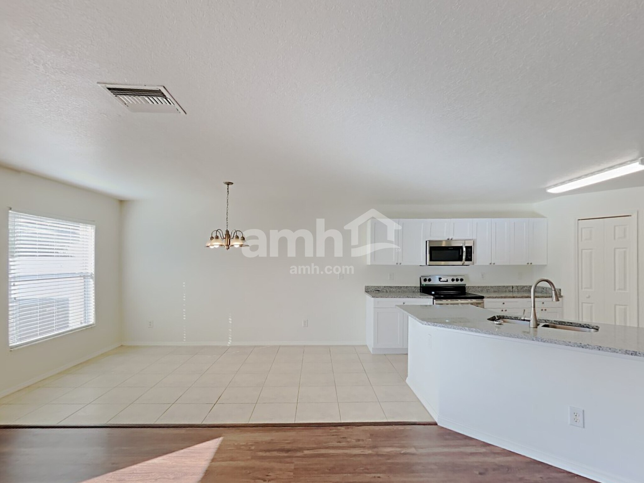 Building Photo - 30908 Temple Stand Ave