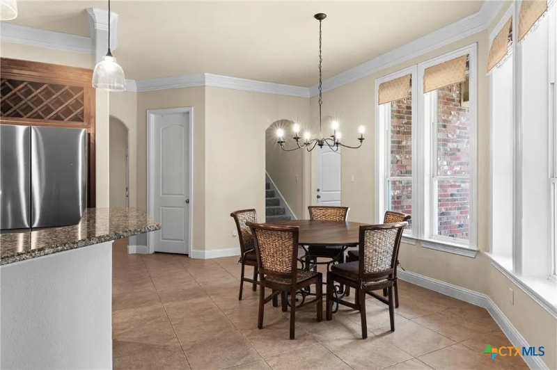 Building Photo - 2236 Allena Ln