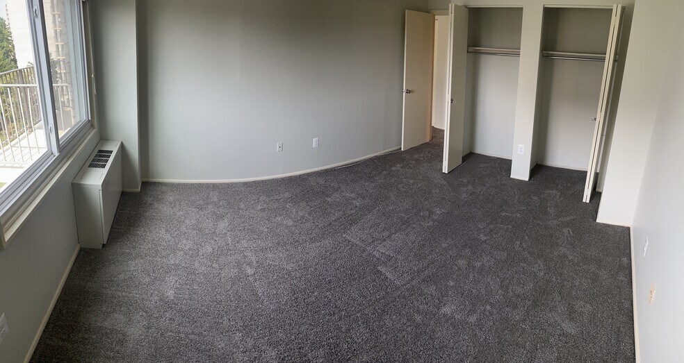 Building Photo - 1111 University Blvd W