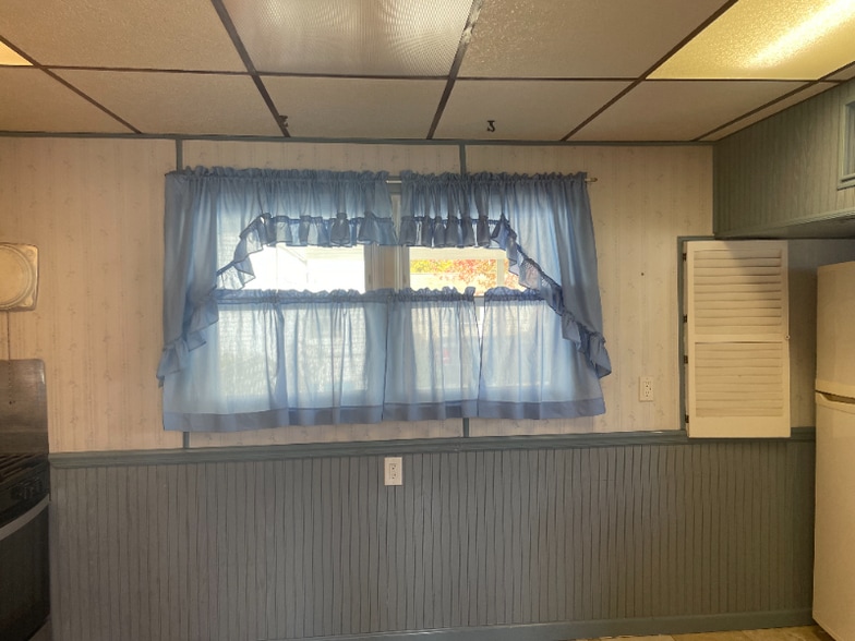 Building Photo - 2030 Eastman Ave