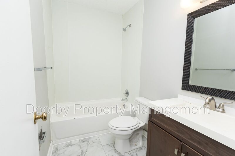Building Photo - 124 Fawn Dr