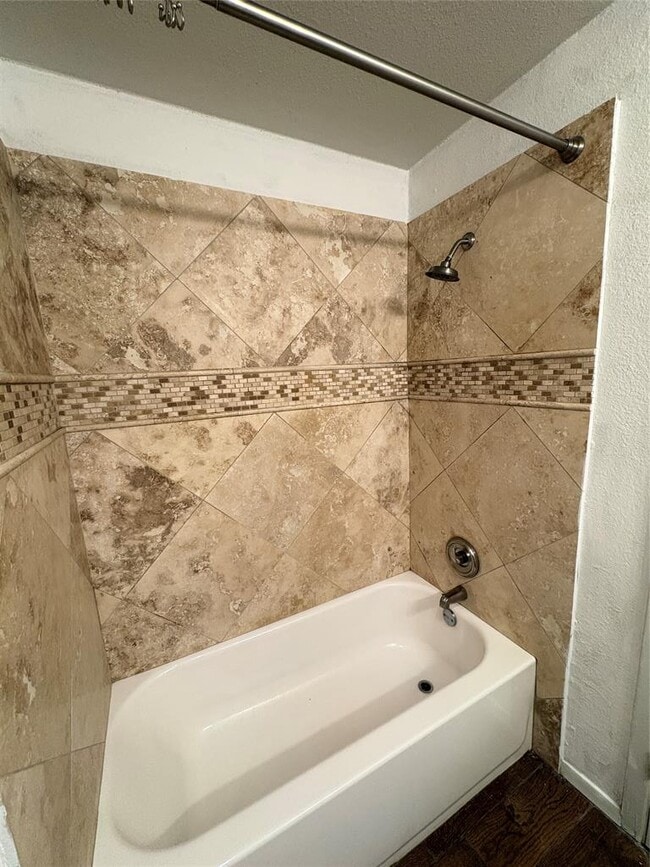 Building Photo - 12814 Hymeadow Dr