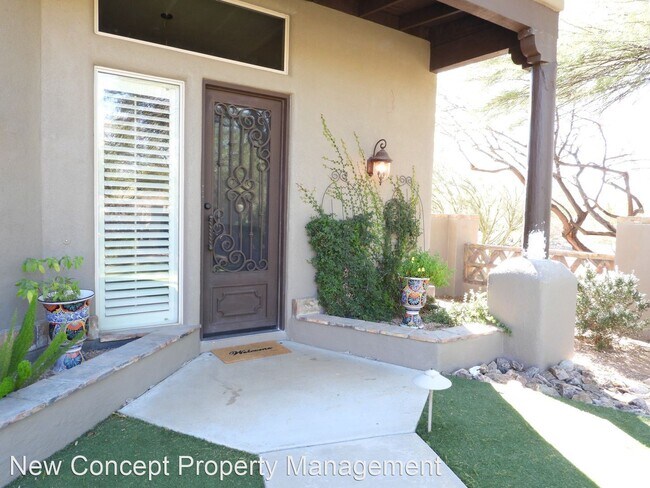 Building Photo - 4 br, 3 bath House - 954 W Dancing Rain Ct