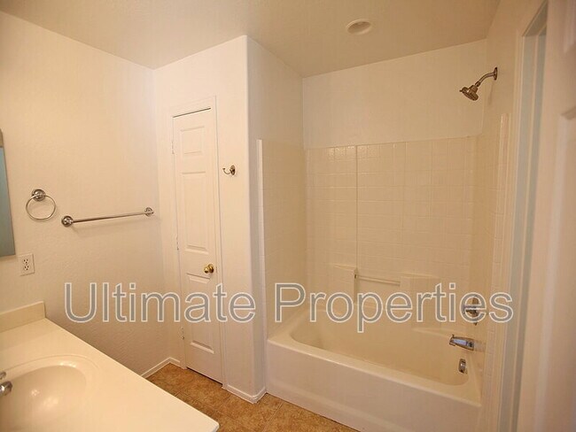 Building Photo - 25261 W Cranston Ln