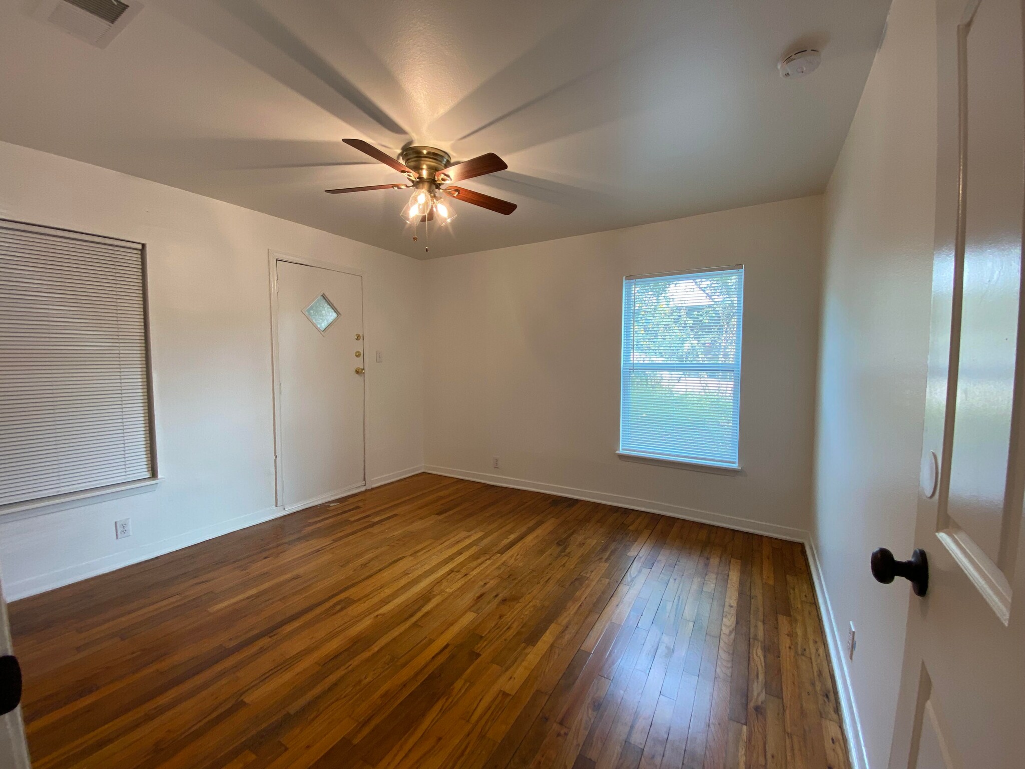 Bed 2 - Sunny windows, and a ceiling fan. - 1410 Ulit Ave