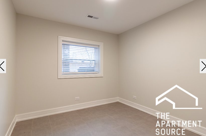 Building Photo - 858 N Paulina St