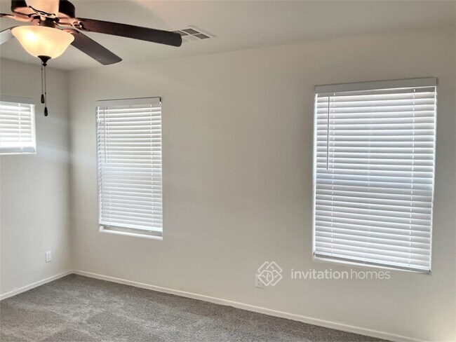 Building Photo - 13405 N 87th Dr